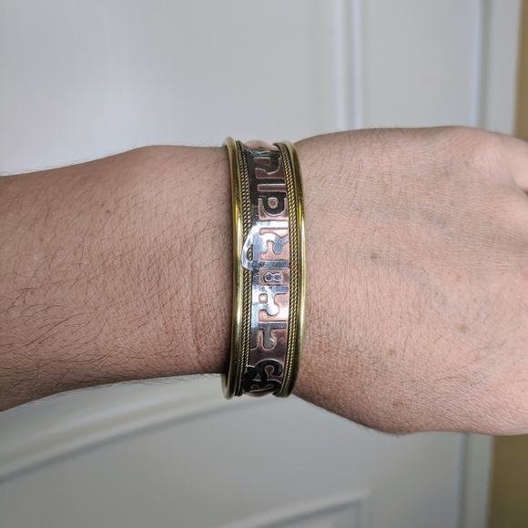 Om Namah Shivaya Indian Mantra Bracelet - Picture 2 of 7